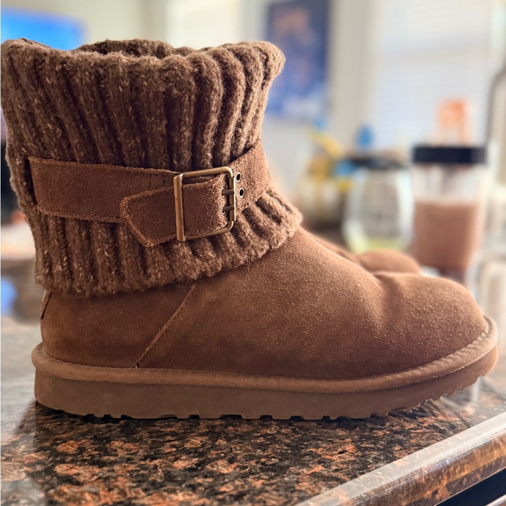 UGG Brown Knit Cuff Boots